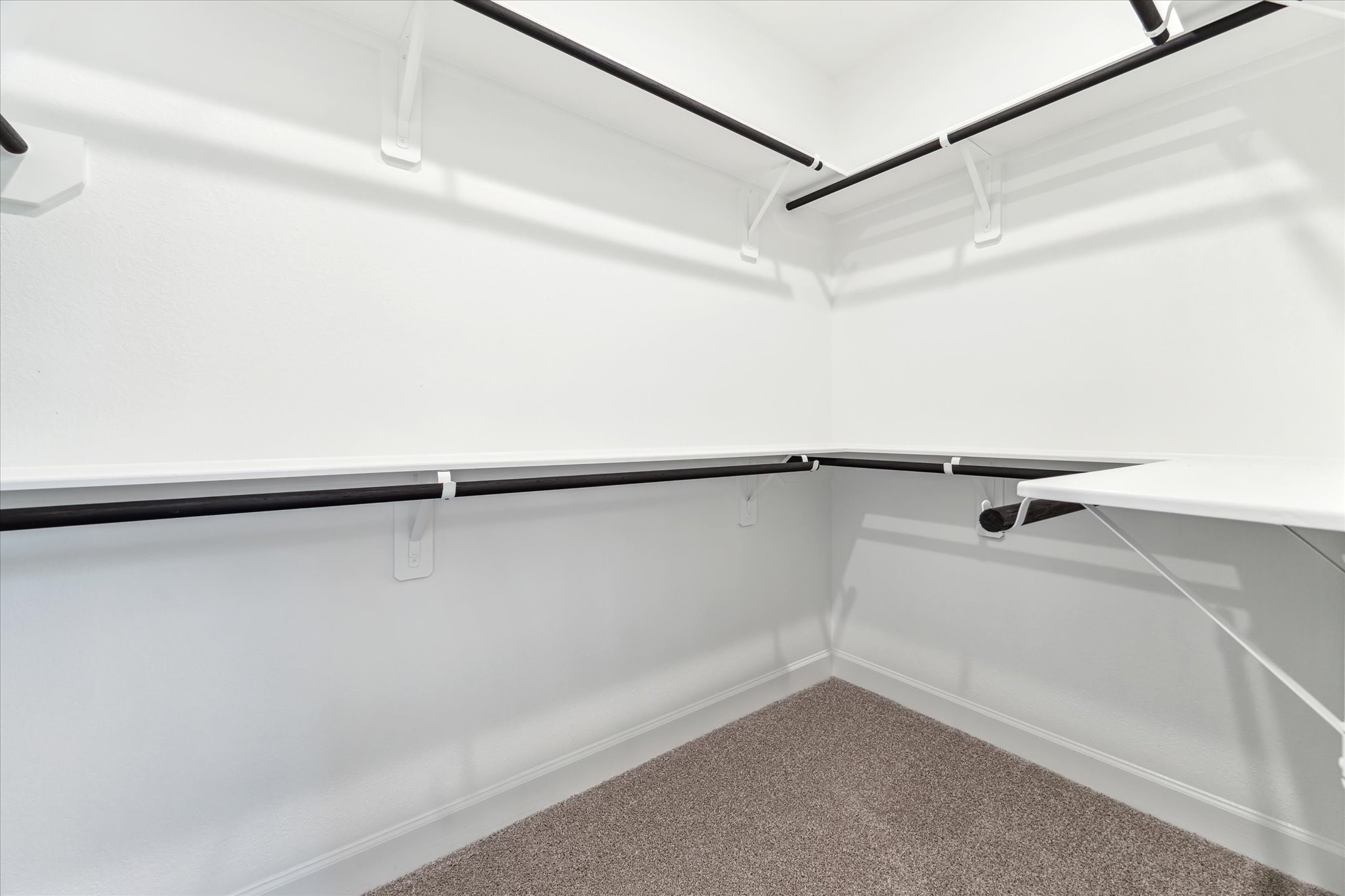 1309 Wicklow Forest Street Property Photo 13