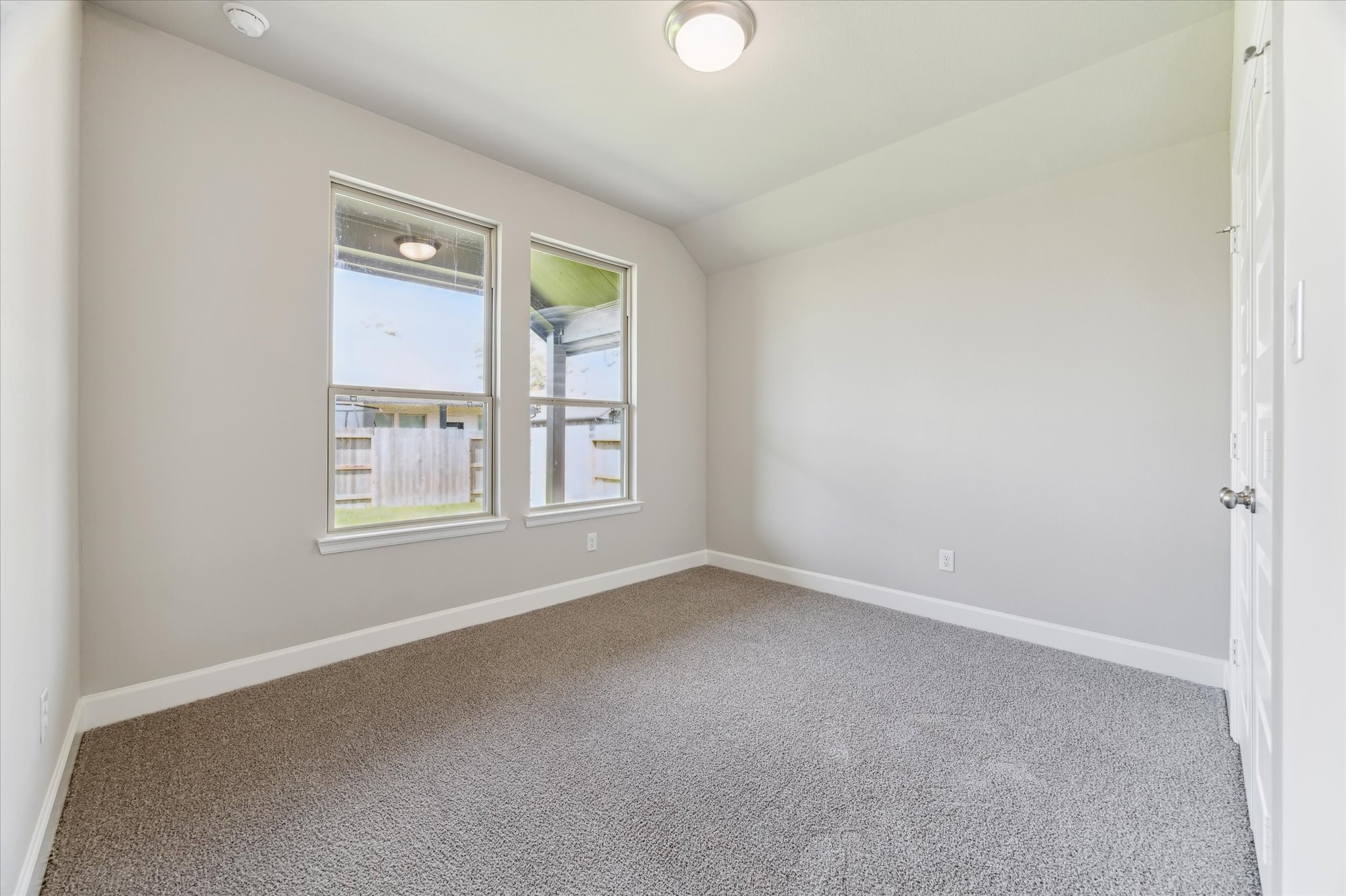 1309 Wicklow Forest Street Property Photo 18