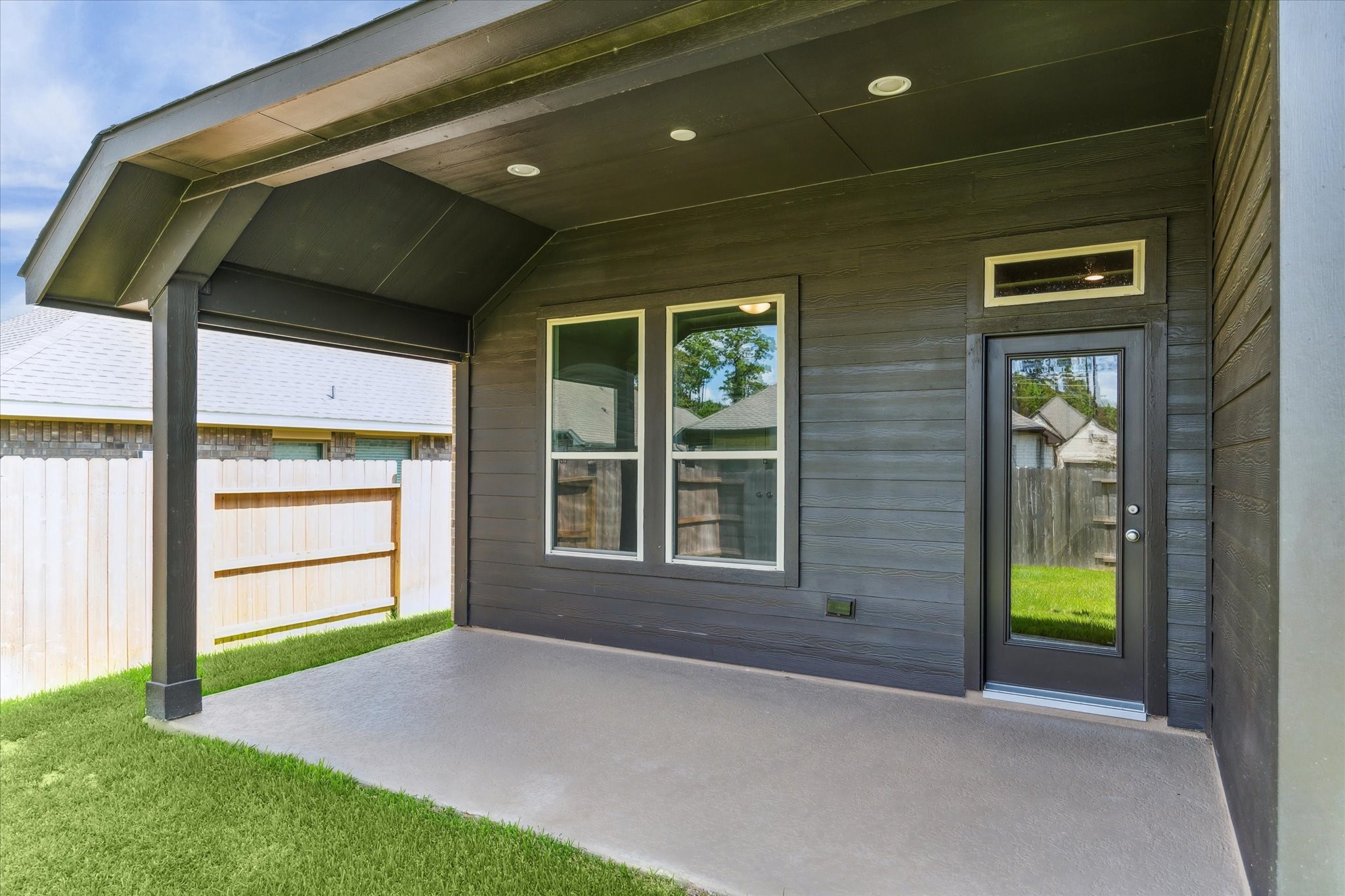 1309 Wicklow Forest Street Property Photo 19
