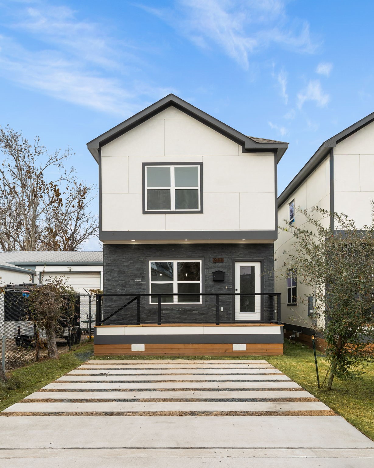 913 Panama Boulevard Property Photo 1