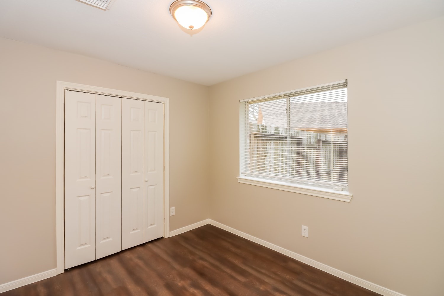 8318 Black Pool Street Property Photo 6