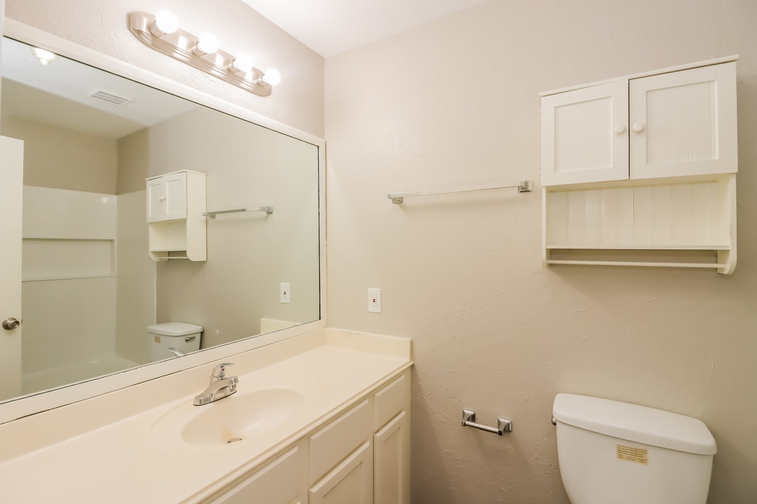 8318 Black Pool Street Property Photo 9