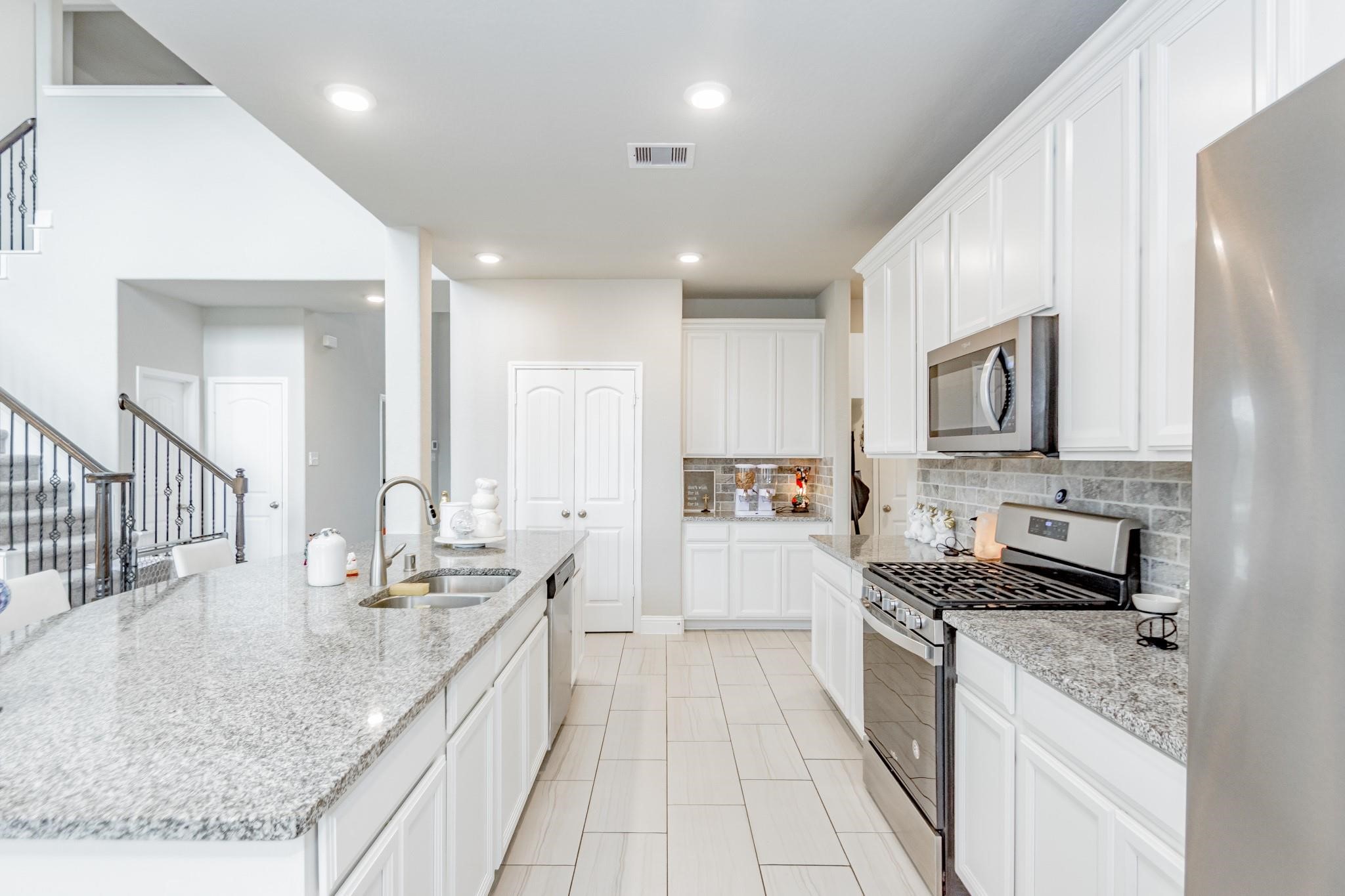319 Clifton Crane Road Property Photo 10