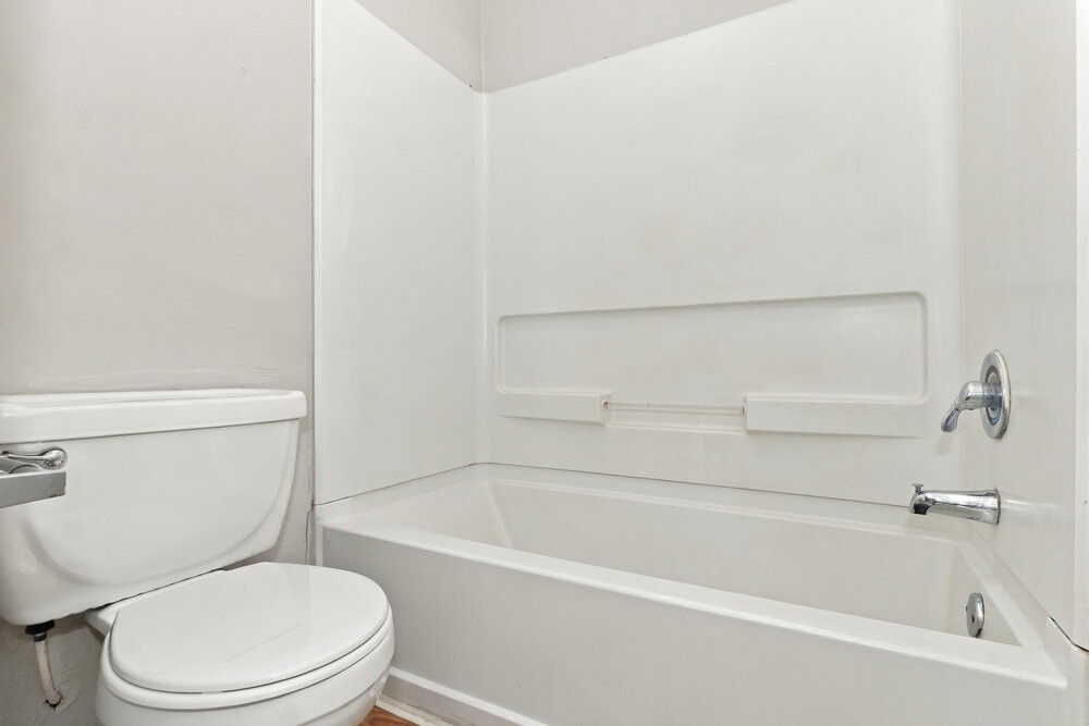 3922 Hollow Cove Lane Property Photo 12