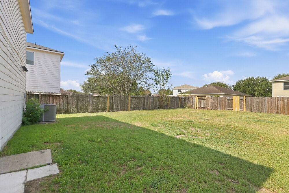 3922 Hollow Cove Lane Property Photo 17