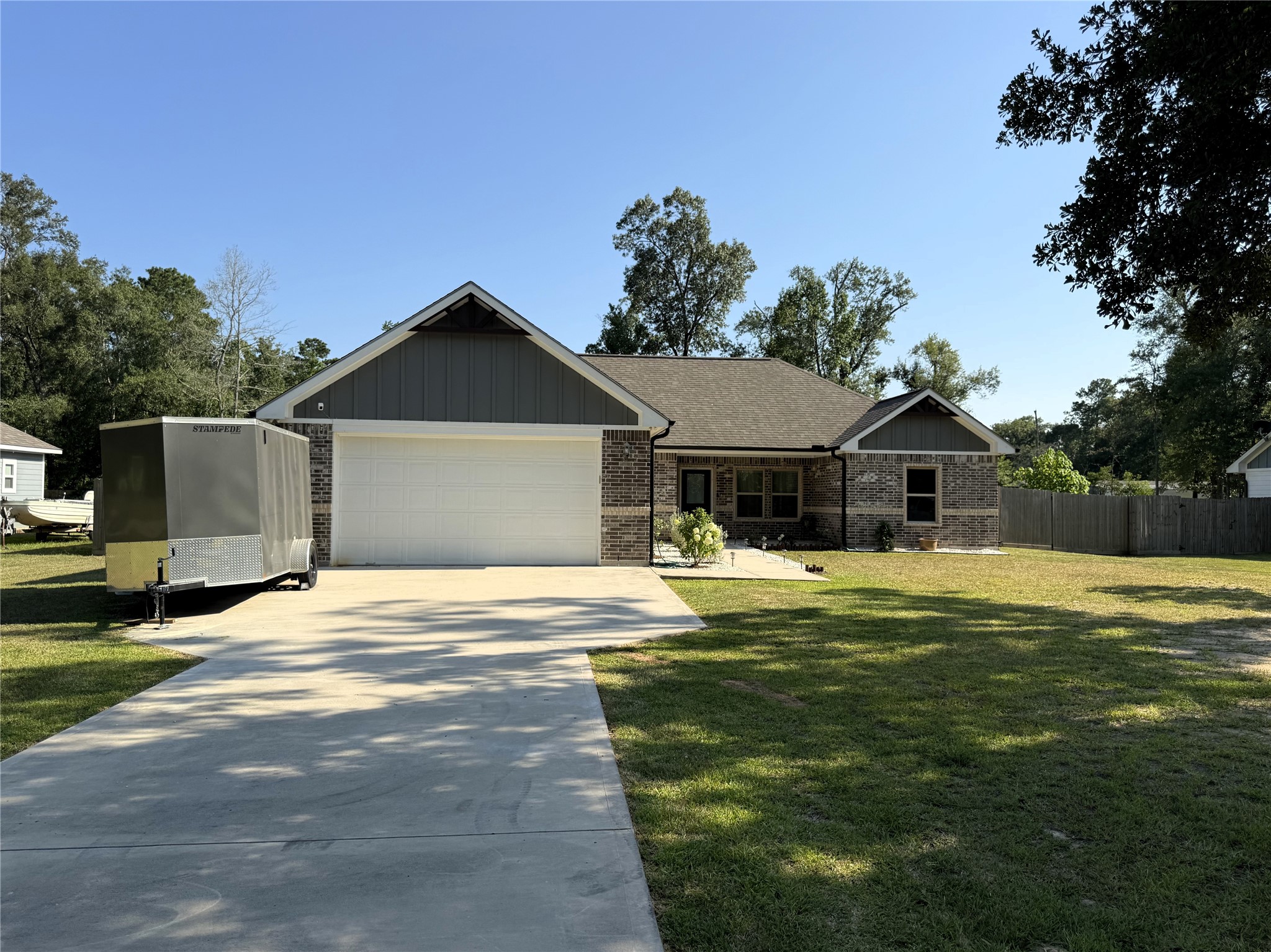 162 County Road 2221 Property Photo 1