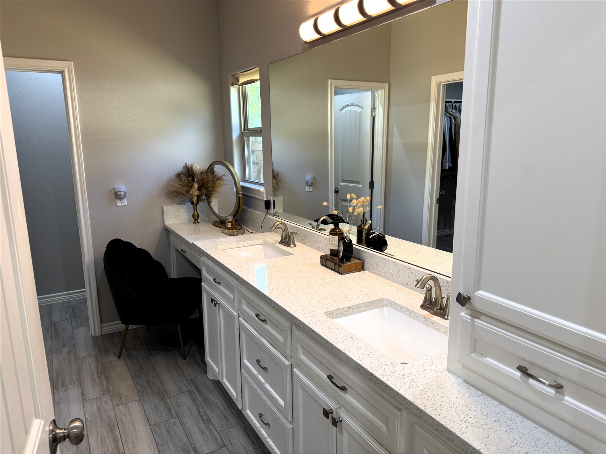162 County Road 2221 Property Photo 16