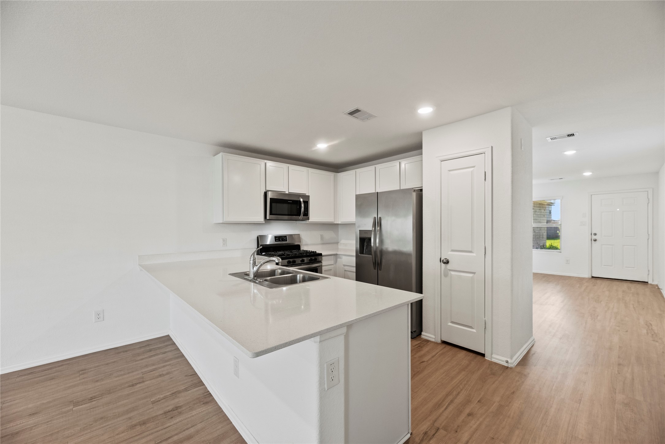 27014 Rimini Point Drive Property Photo 4