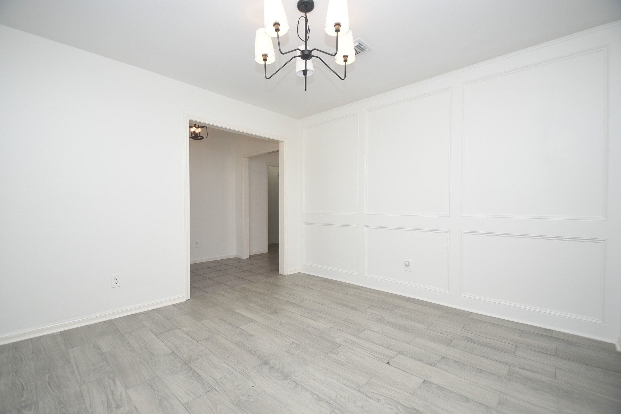 21327 Park Tree Lane Property Photo 5