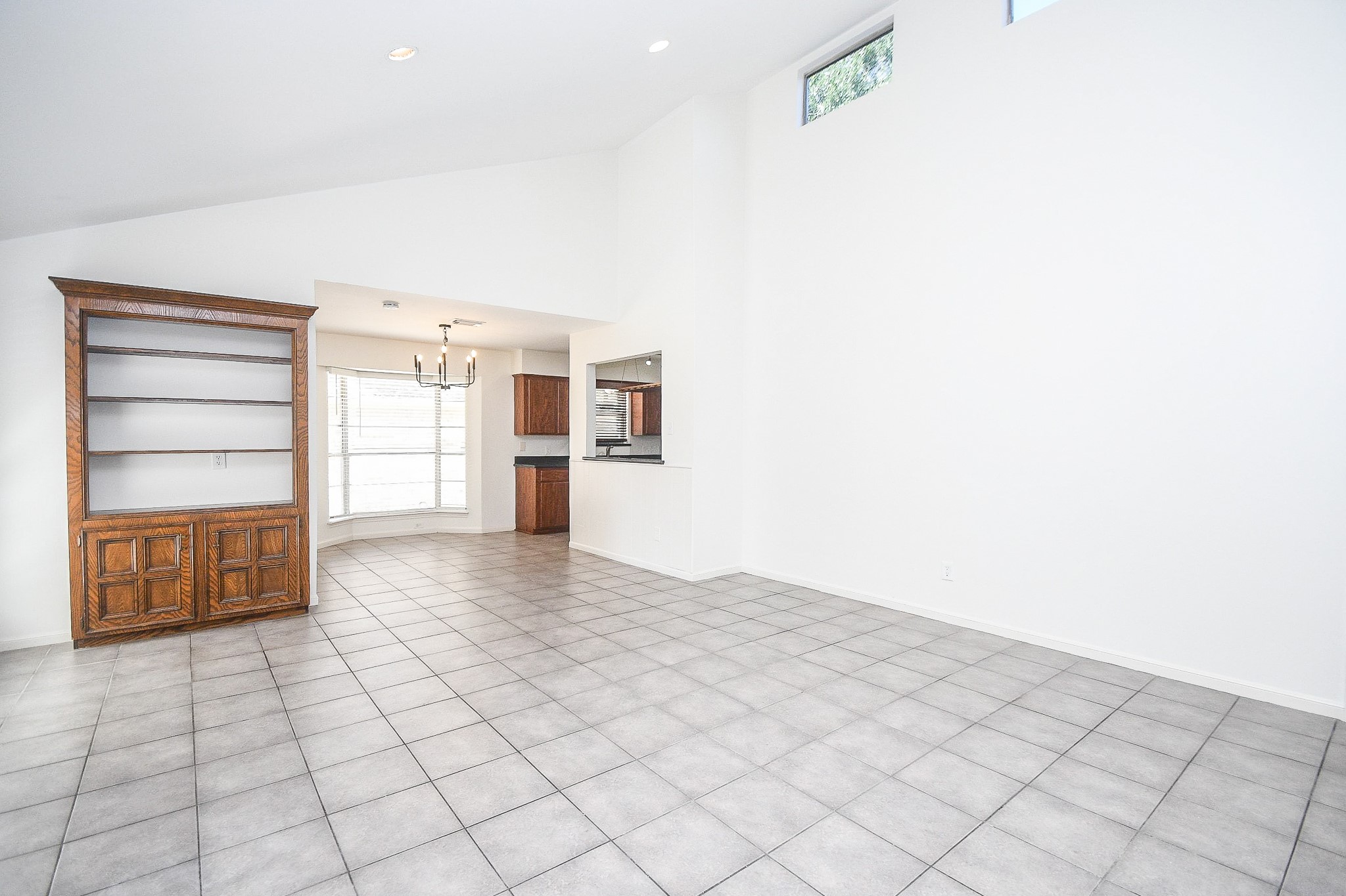 21327 Park Tree Lane Property Photo 9