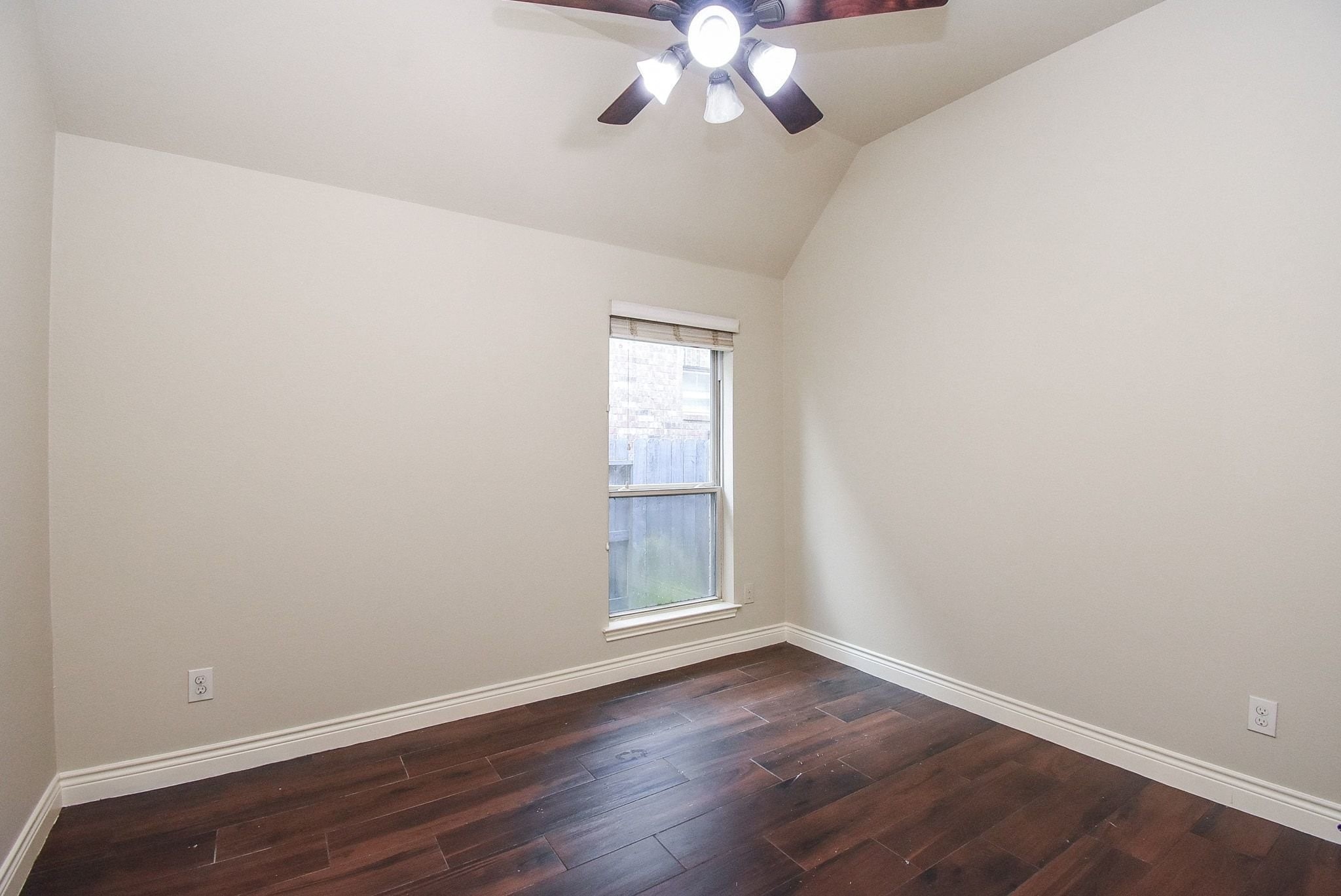 17514 Woodfalls Lane Property Photo 18