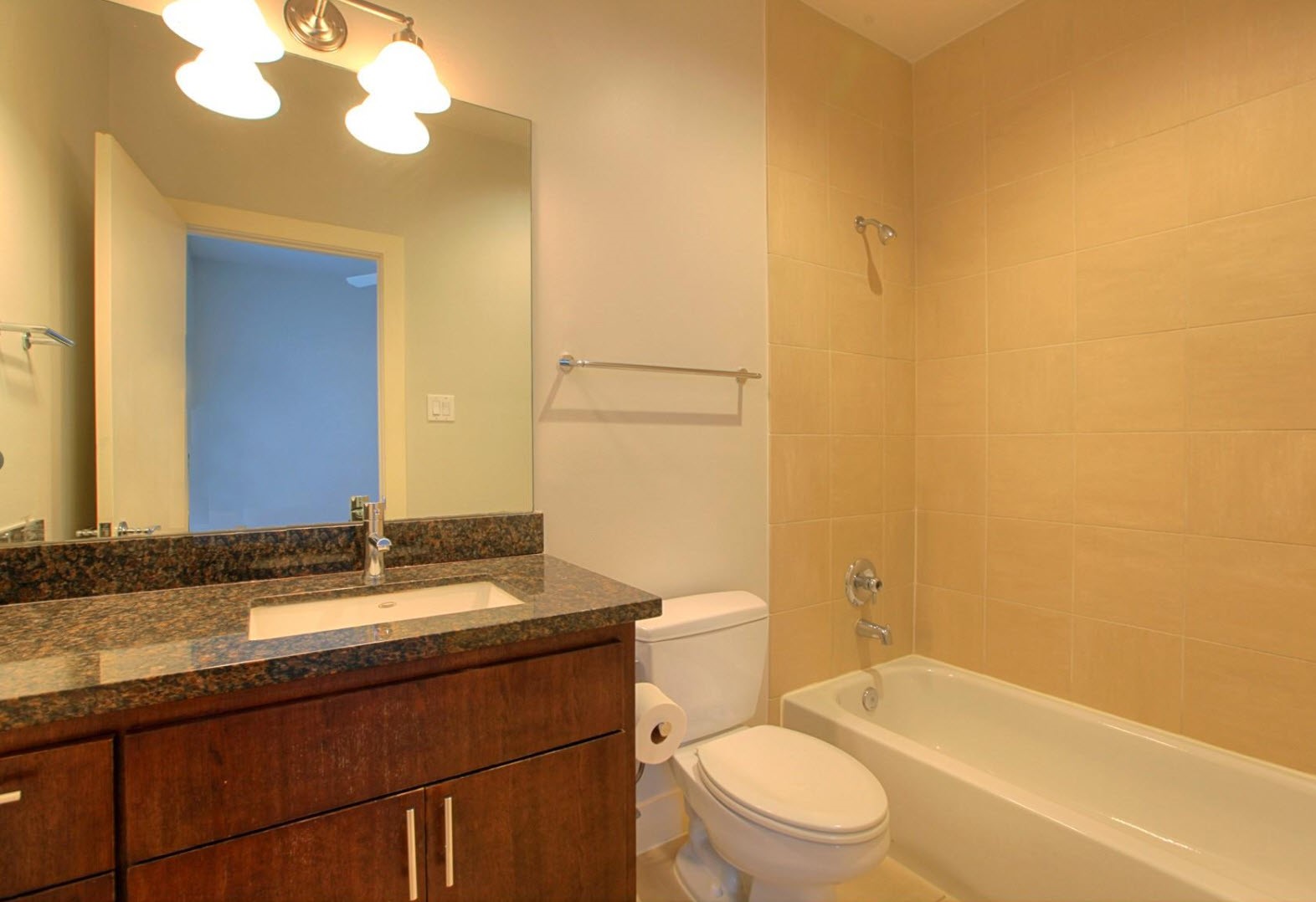 1504 Hazel Street Property Photo 25