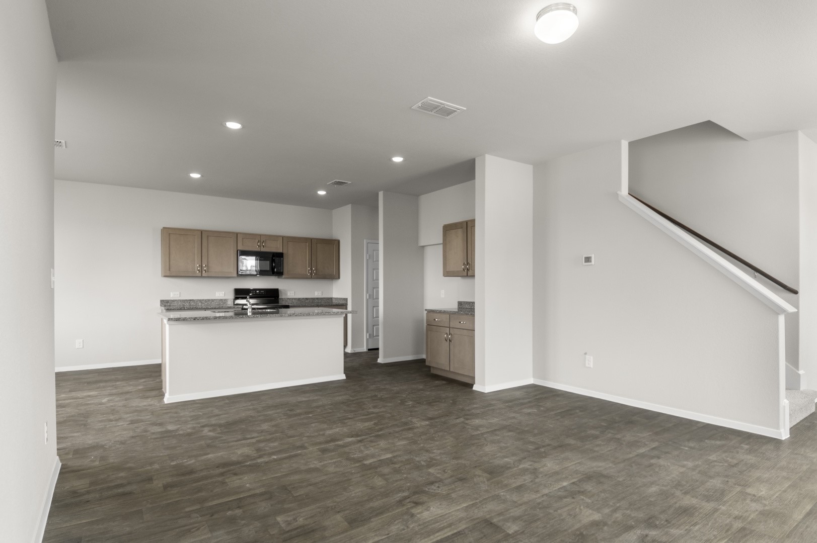 21027 Sweet Bluebell Circle Property Photo 7