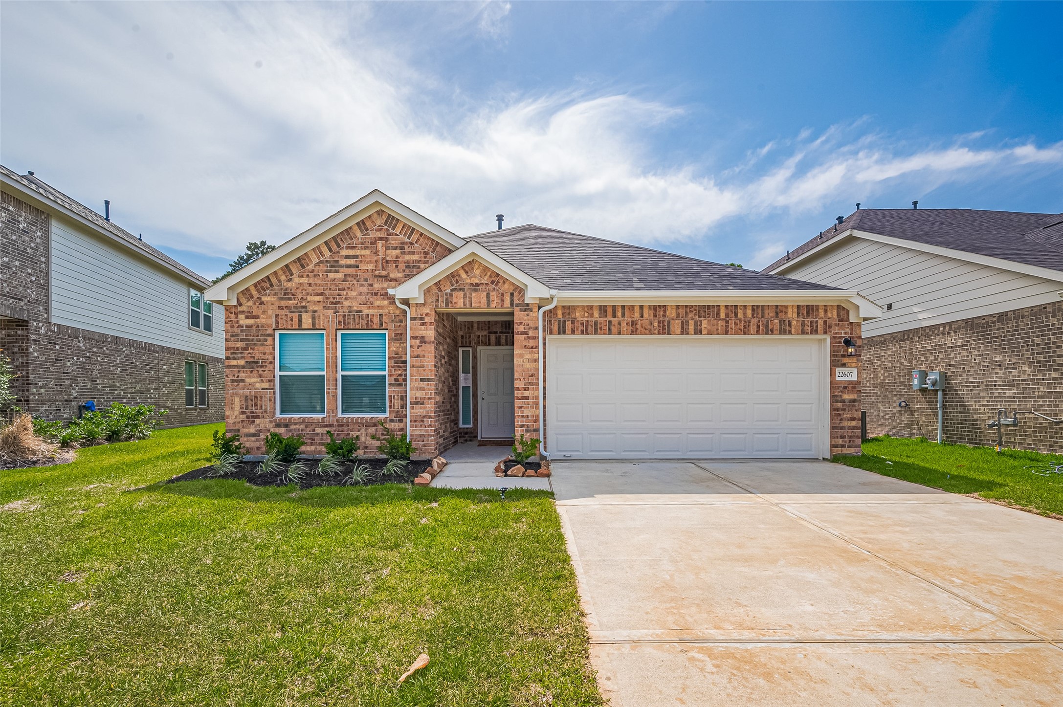 22607 Rising Rosehill Lane Property Photo 1