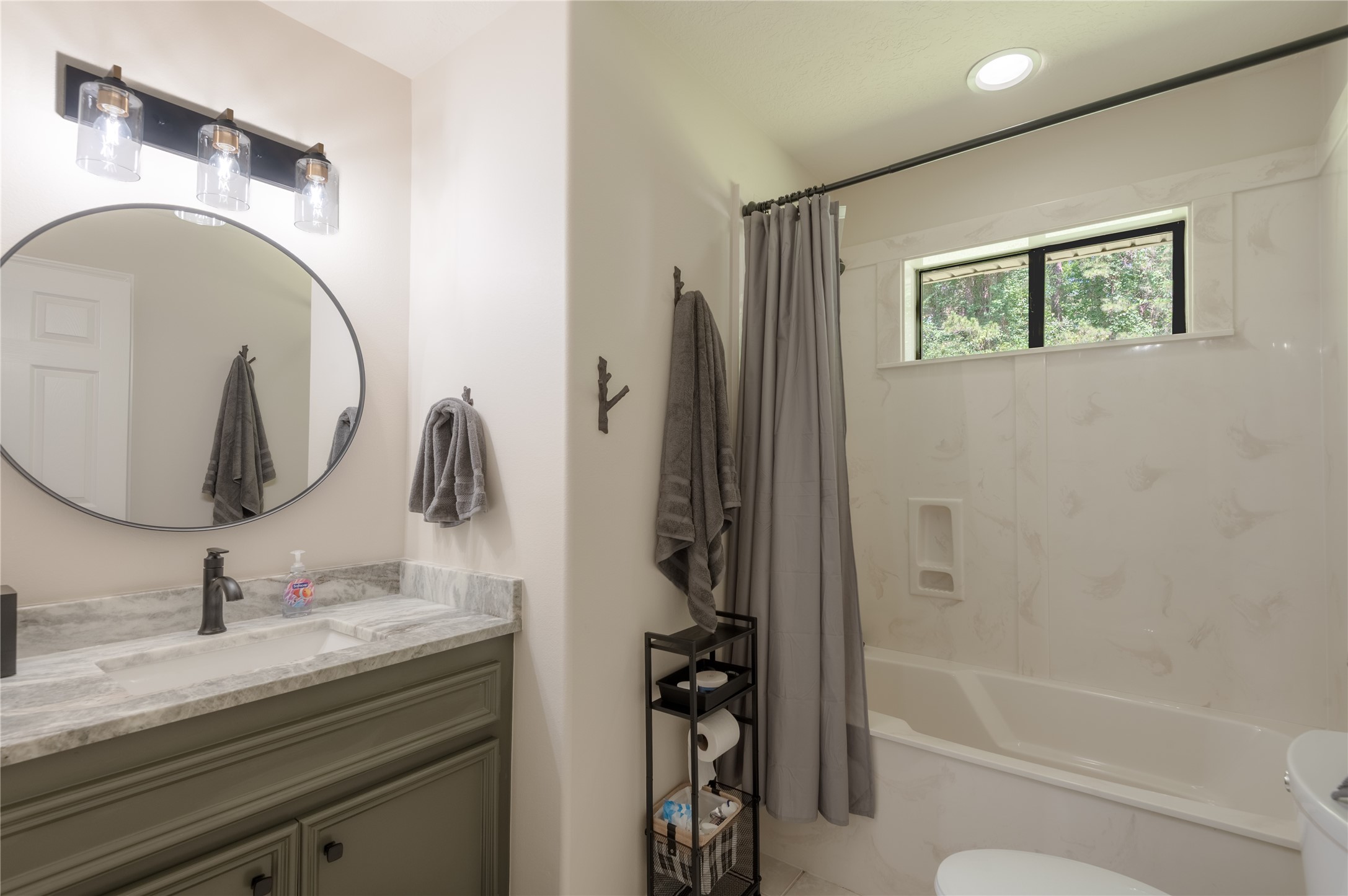 184 Birch Street Property Photo 28
