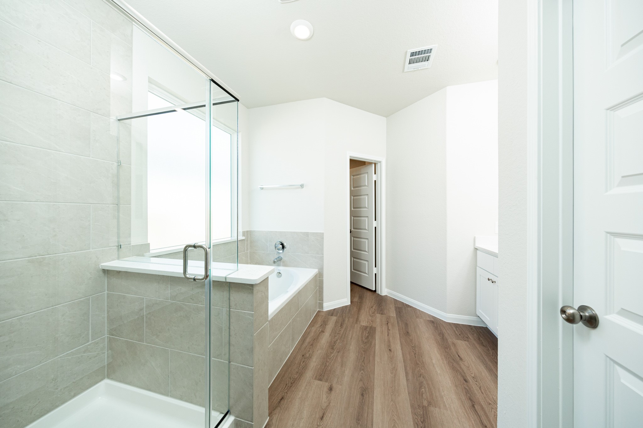 3033 Mustang Grove Way Property Photo 17