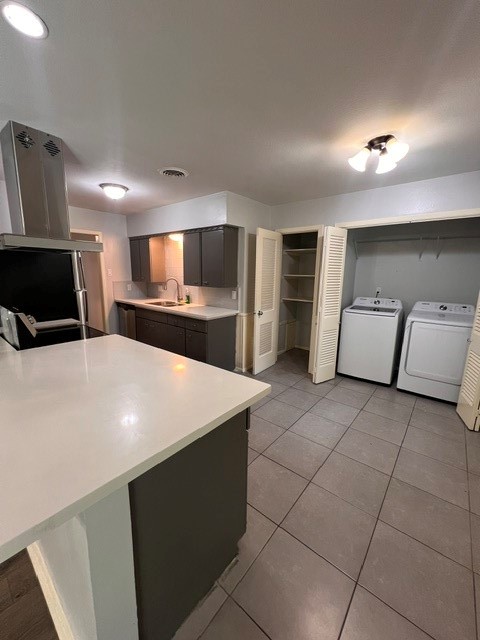 9543 Beverlyhill St Property Photo 4