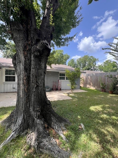 9543 Beverlyhill St Property Photo 20