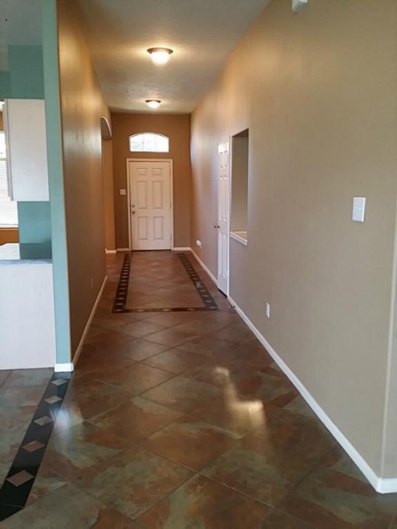 21514 Juniper Meadows Drive Property Photo 3