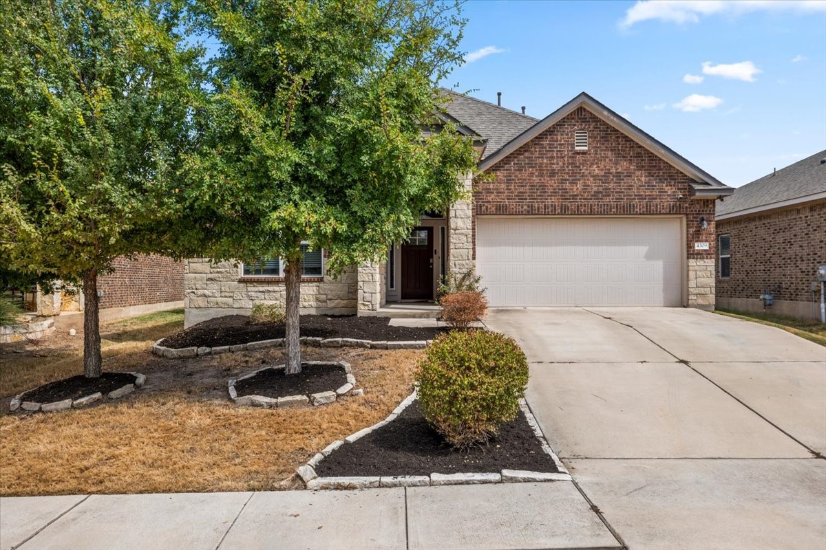 4309 Buffalo Ford Court Court Property Photo 1