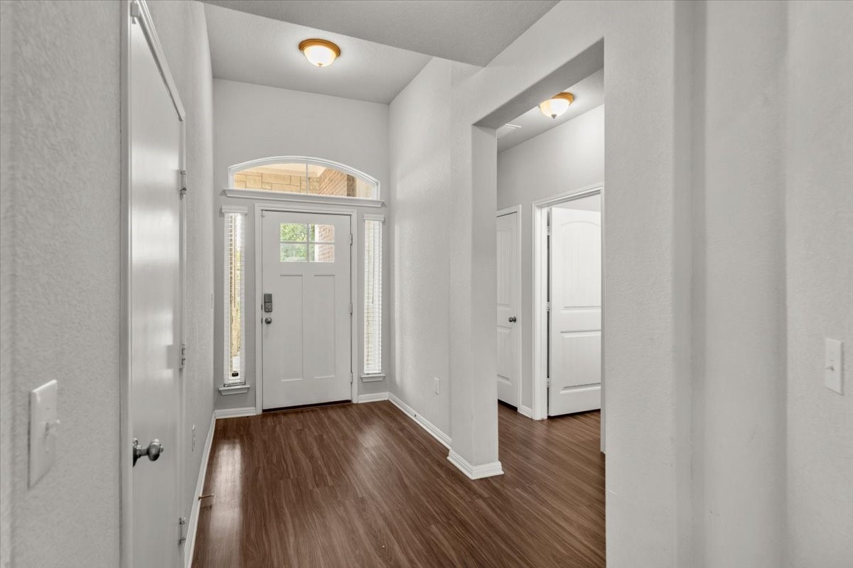 4309 Buffalo Ford Court Court Property Photo 2
