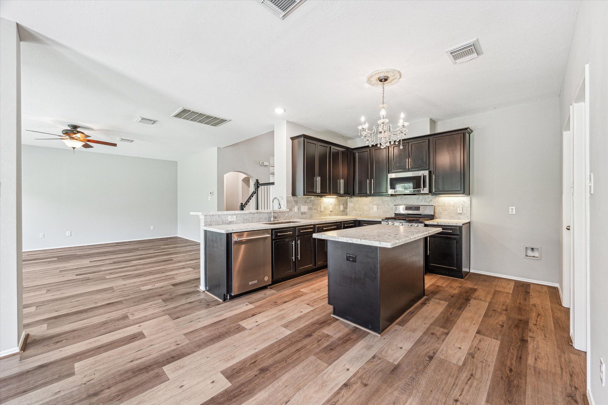 2551 Goldeneye Lane Property Photo 4