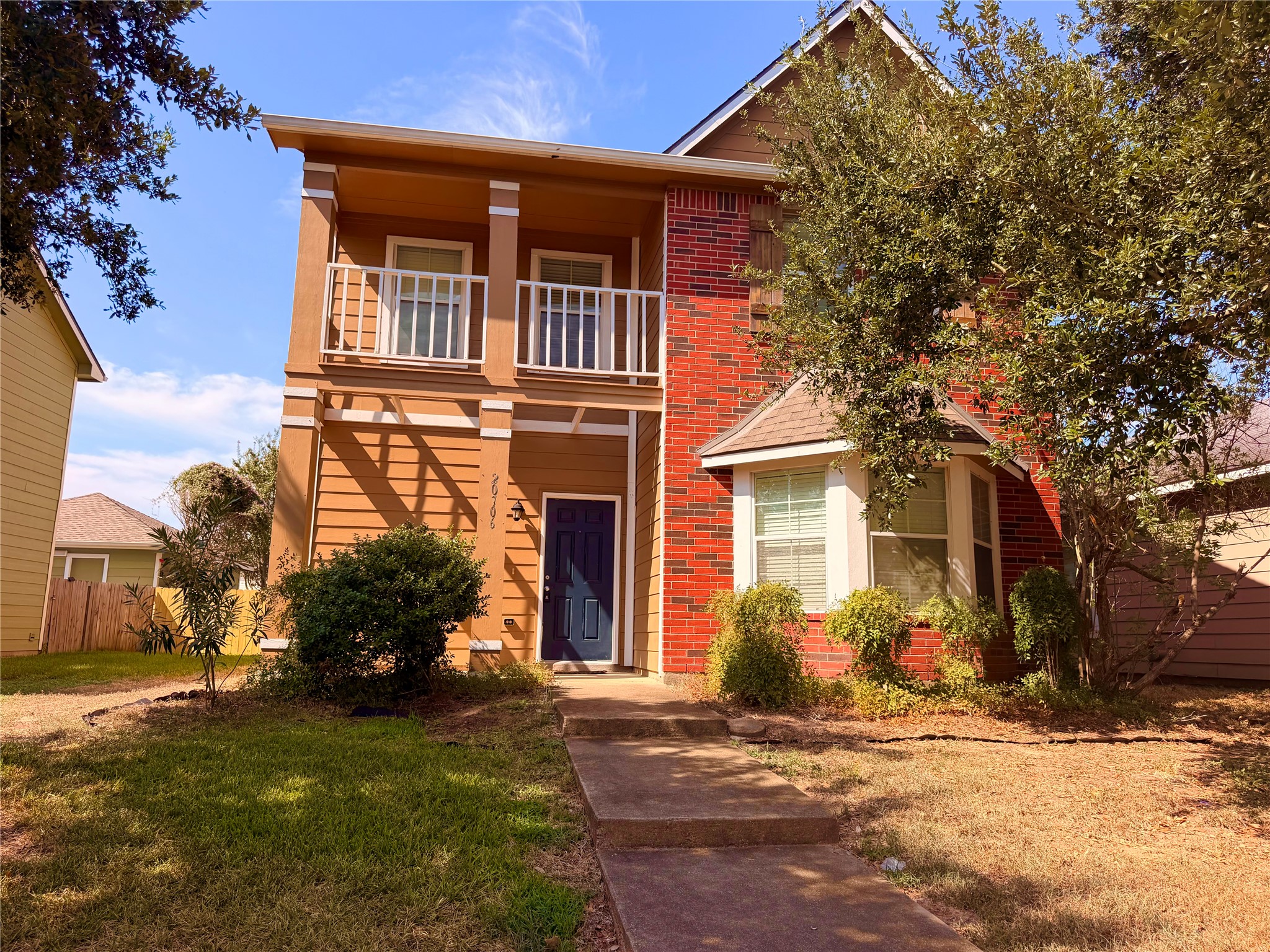 20706 Settlers Lake Circle N Property Photo 1