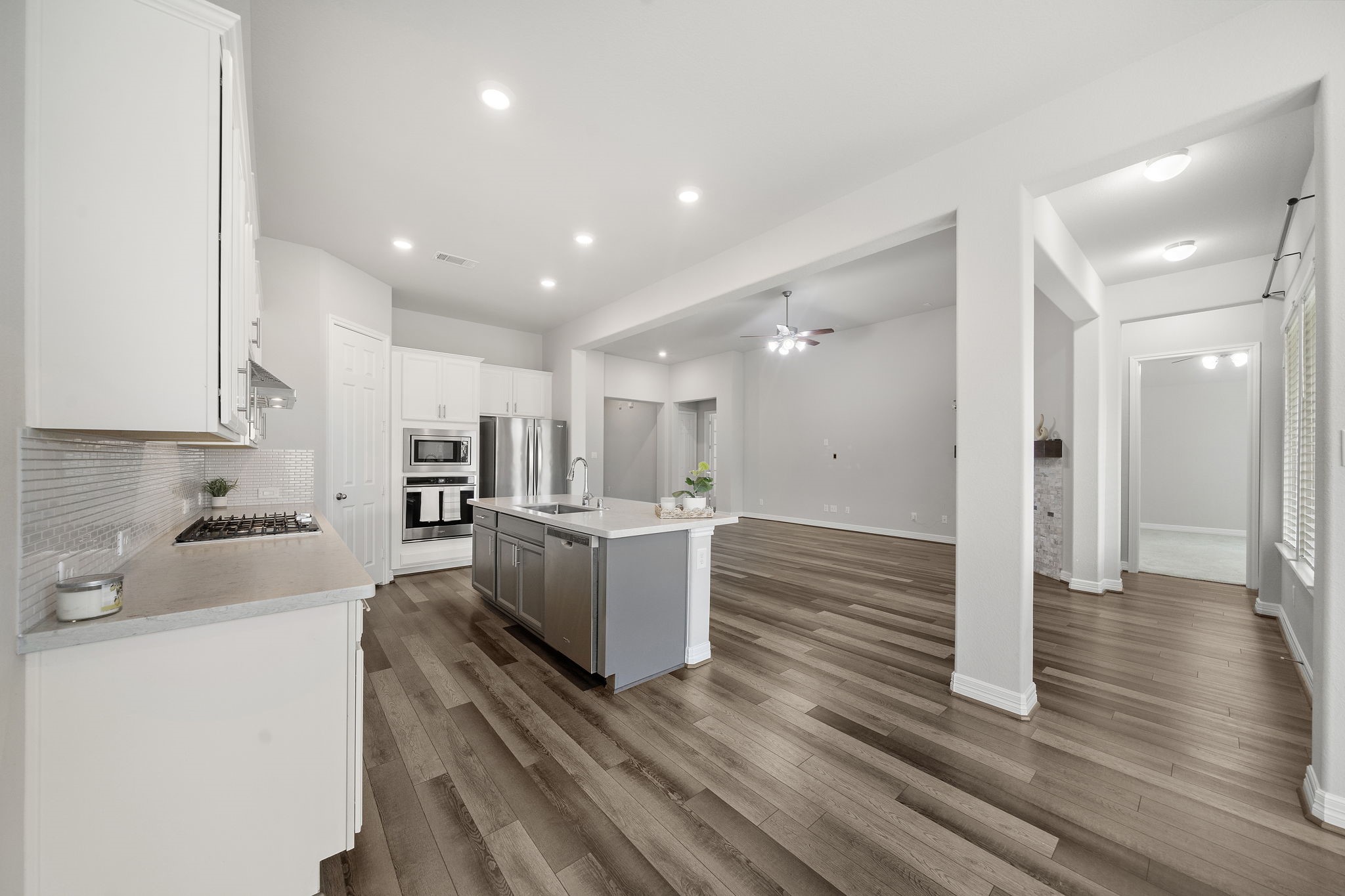 27130 Spanish Wind Court Property Photo 14