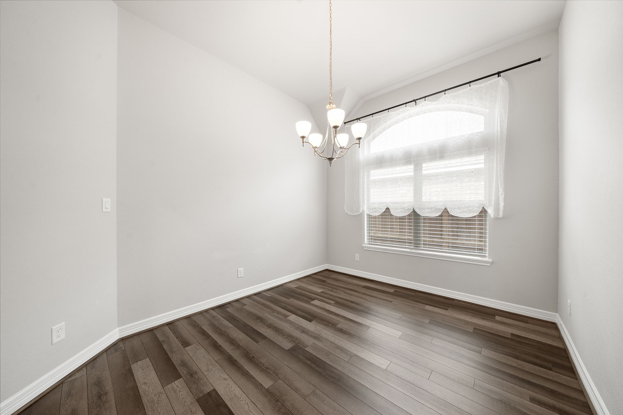 27130 Spanish Wind Court Property Photo 20