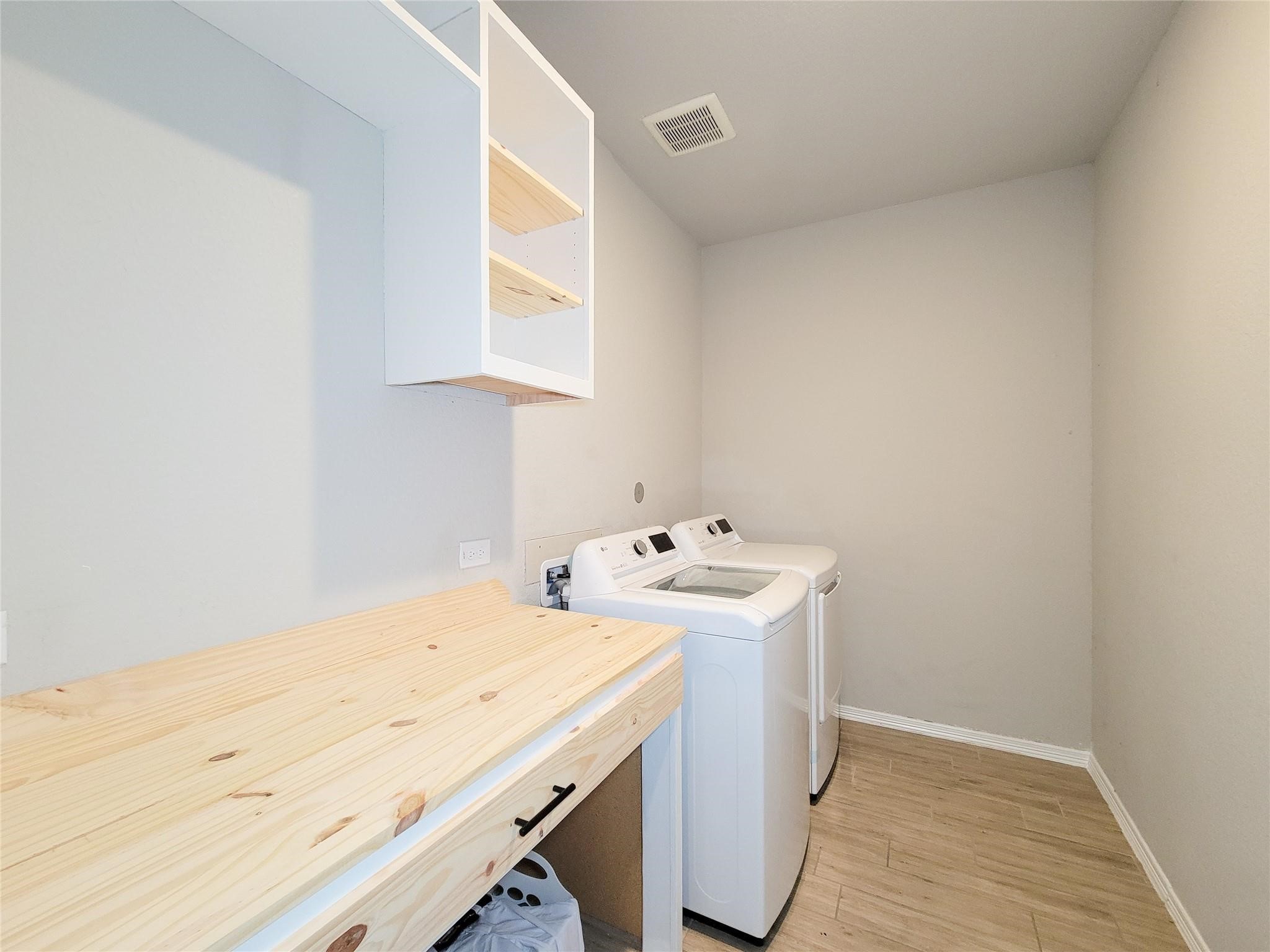 24811 Crimson Pine Drive Property Photo 9