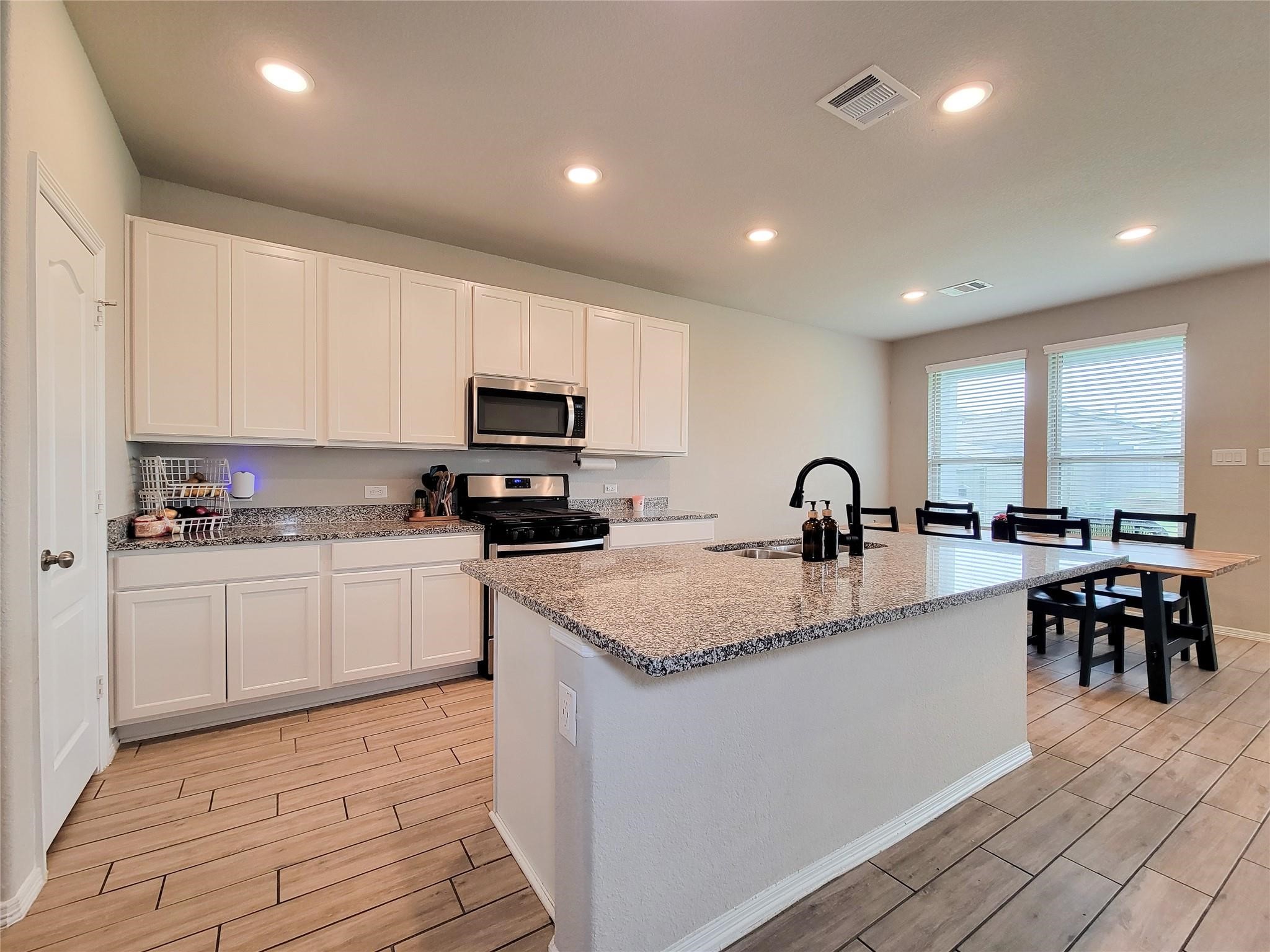 24811 Crimson Pine Drive Property Photo 12