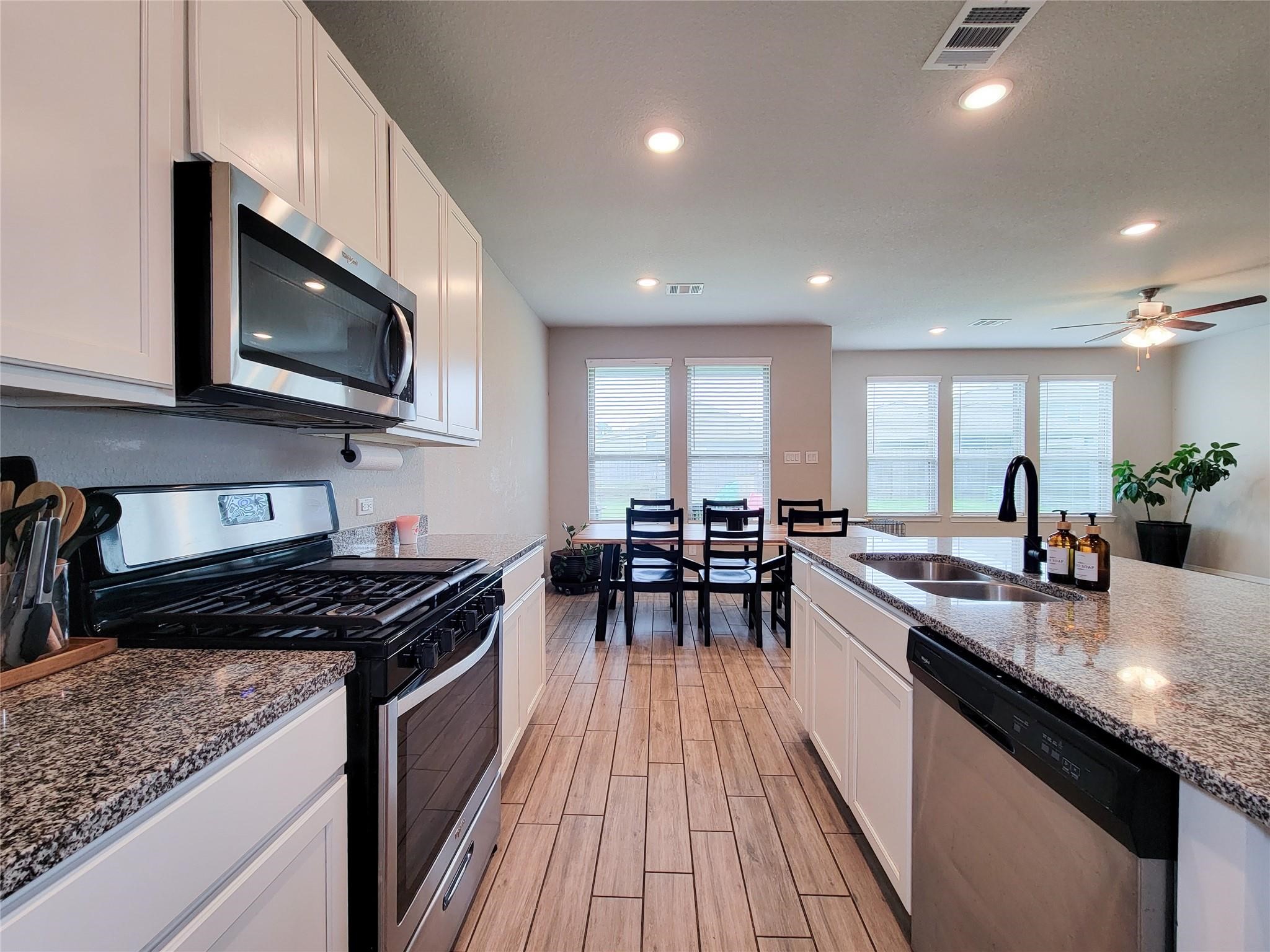 24811 Crimson Pine Drive Property Photo 19
