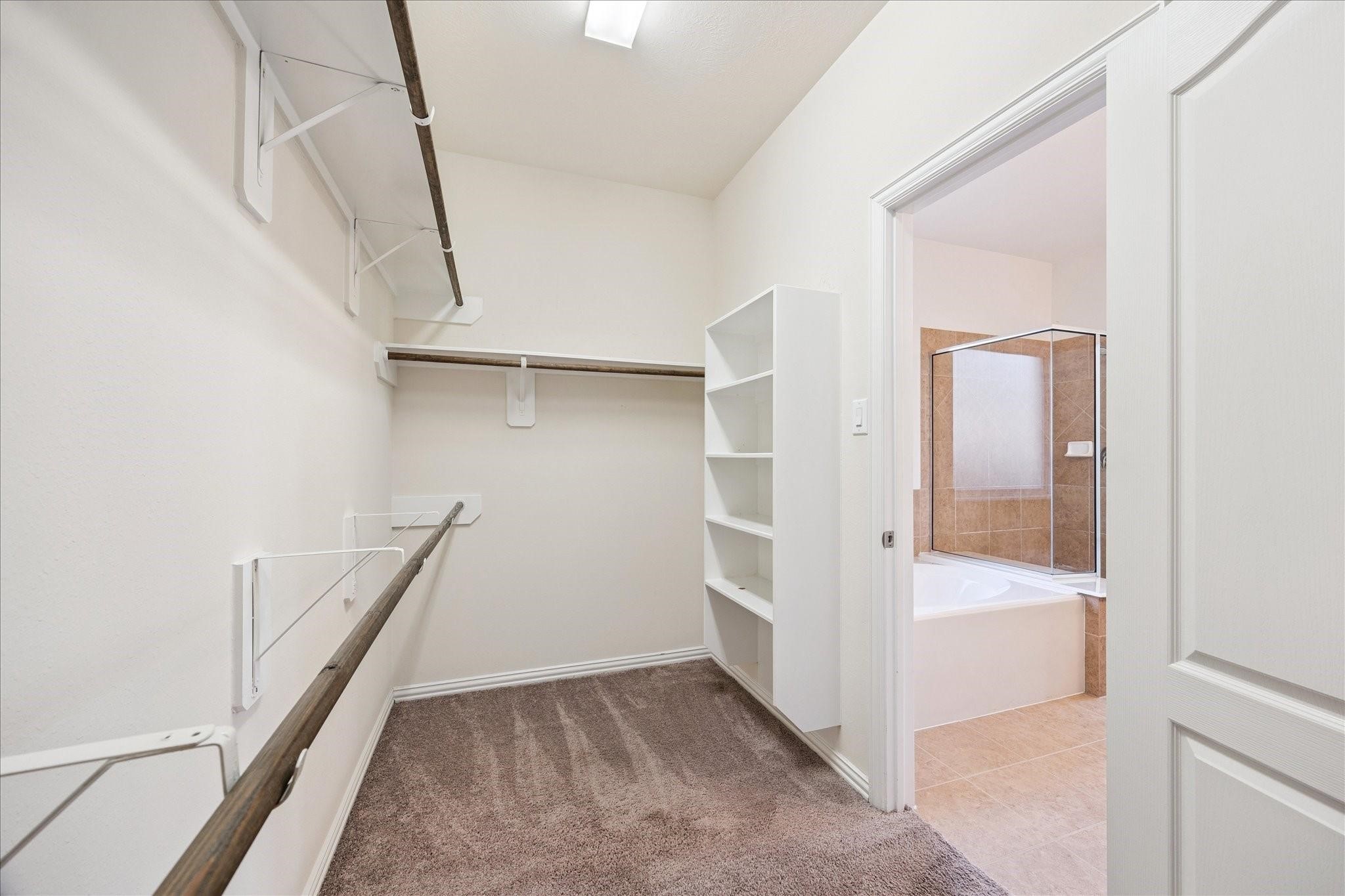 205 Brookwood Park Lane Property Photo 9