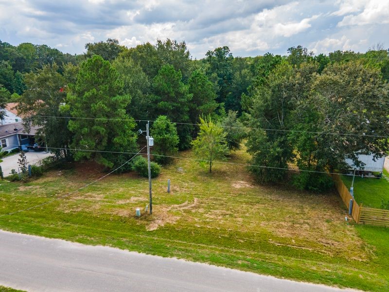 504 County Road 3415 Property Photo 4