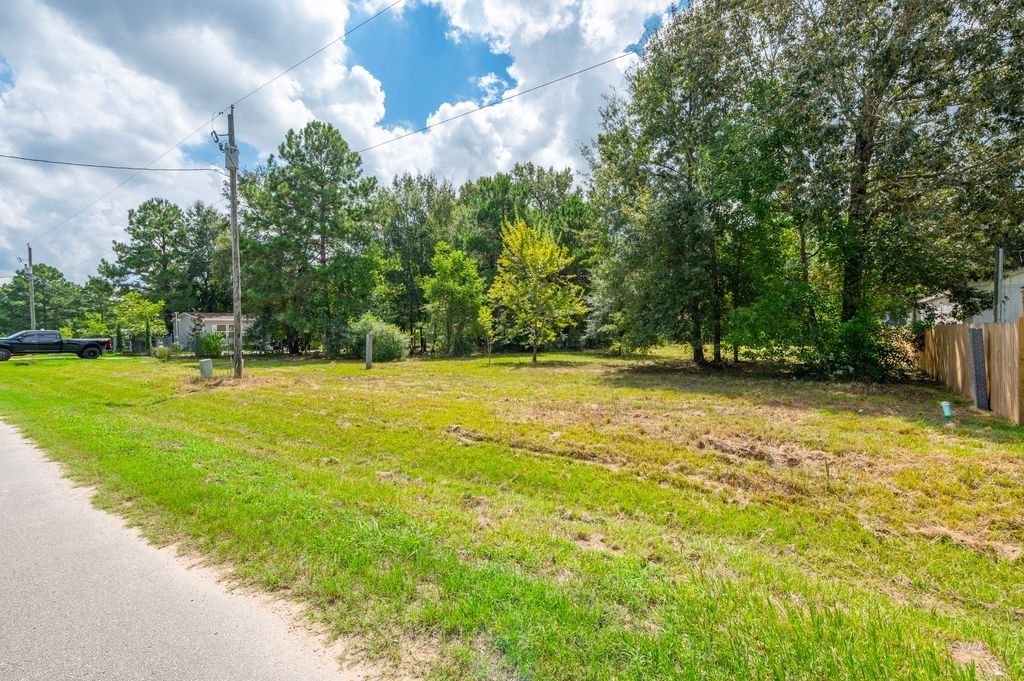 504 County Road 3415 Property Photo 12