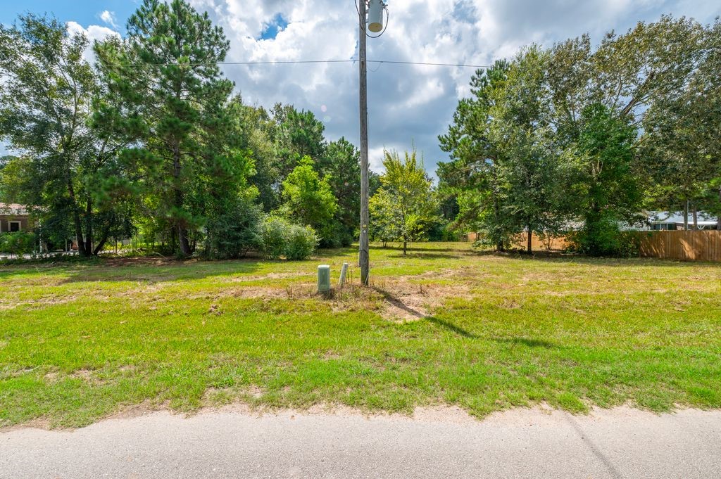 504 County Road 3415 Property Photo 14