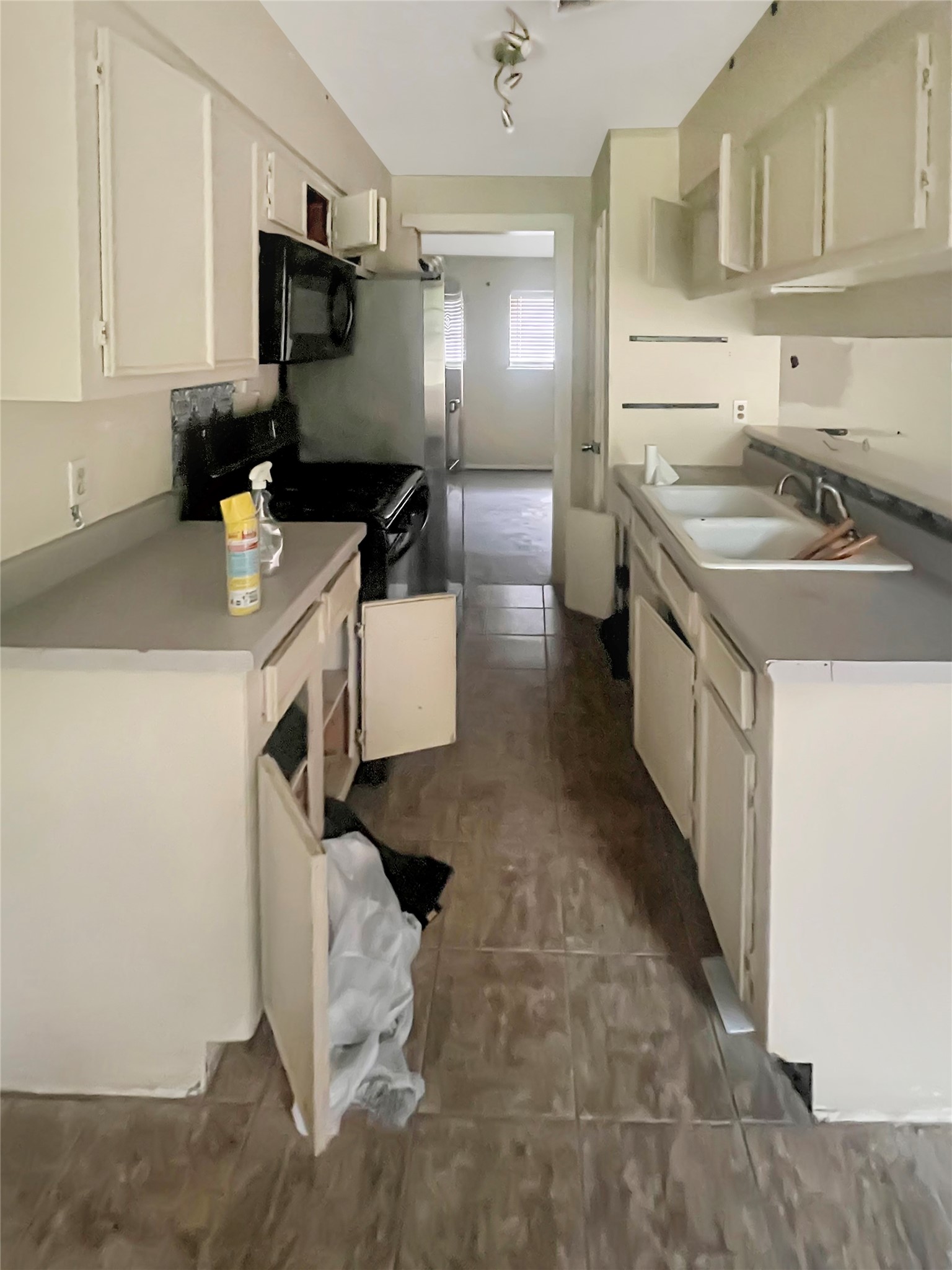 5410 Bungalow Lane Property Photo 8