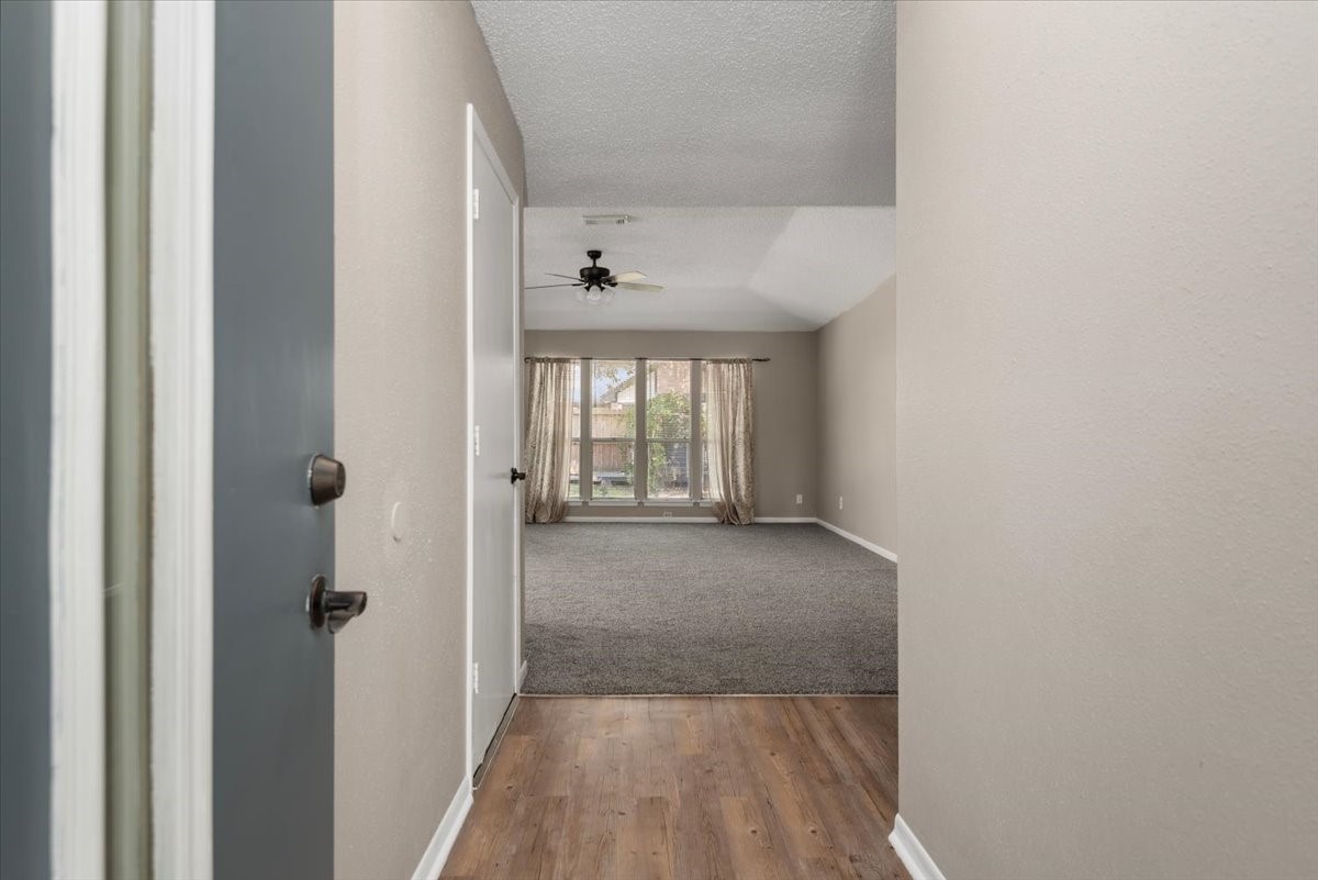 18906 Sandia Pines Drive Property Photo 5