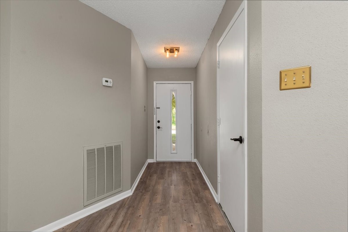 18906 Sandia Pines Drive Property Photo 6