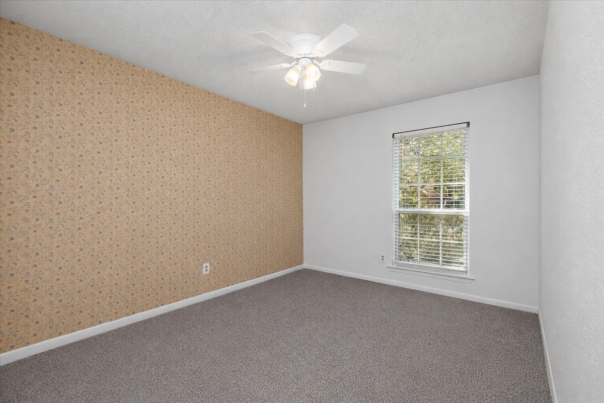 18906 Sandia Pines Drive Property Photo 23