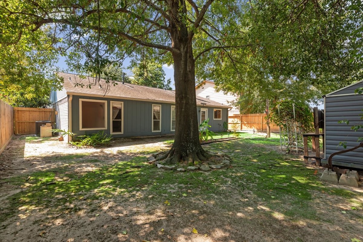 18906 Sandia Pines Drive Property Photo 28