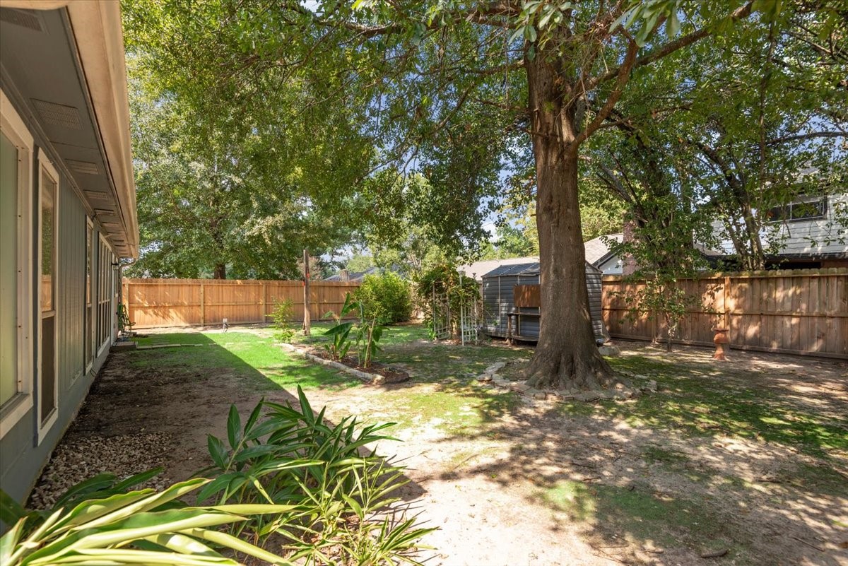 18906 Sandia Pines Drive Property Photo 31