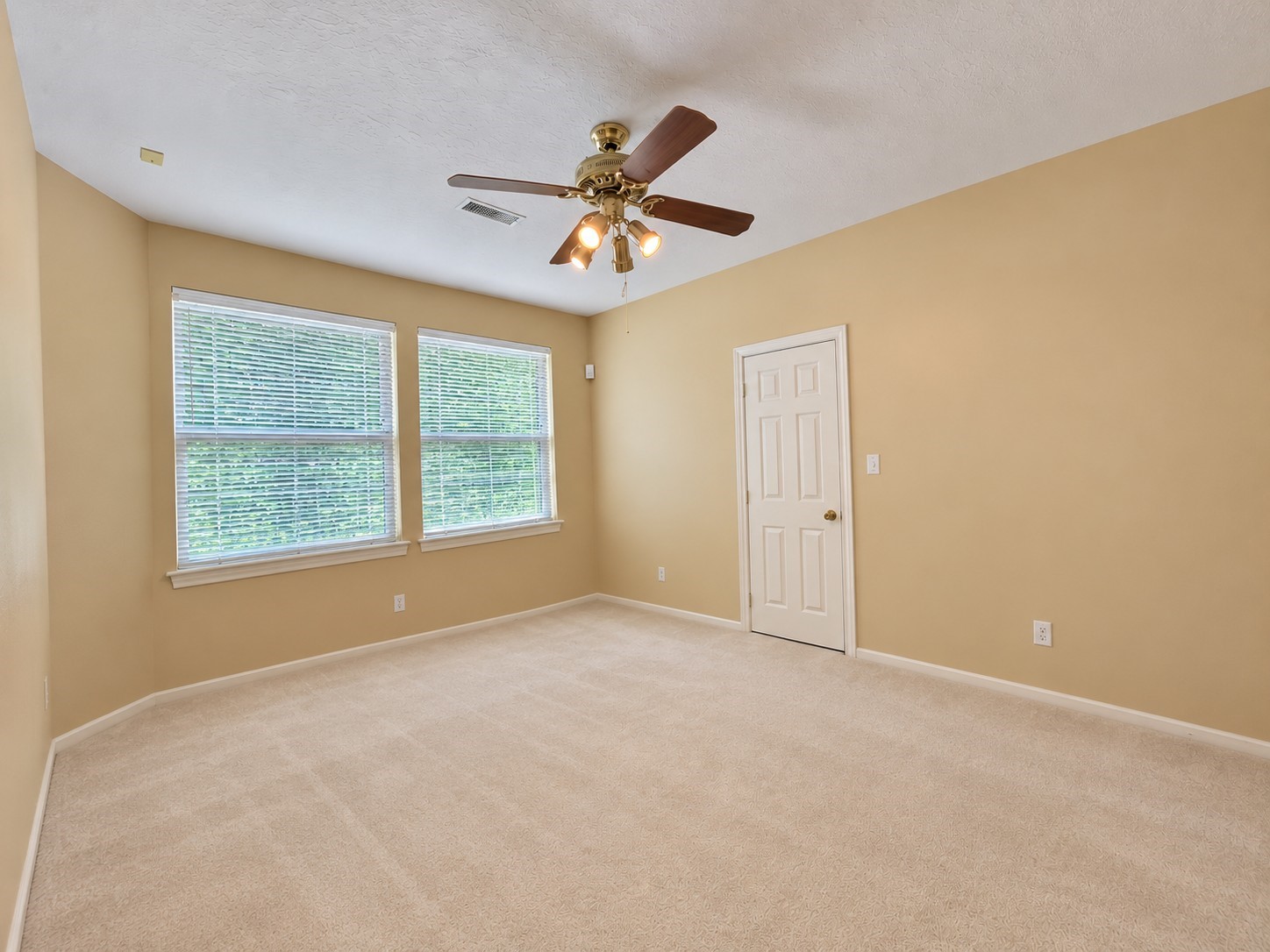 13411 W Carousel Court Property Photo 32