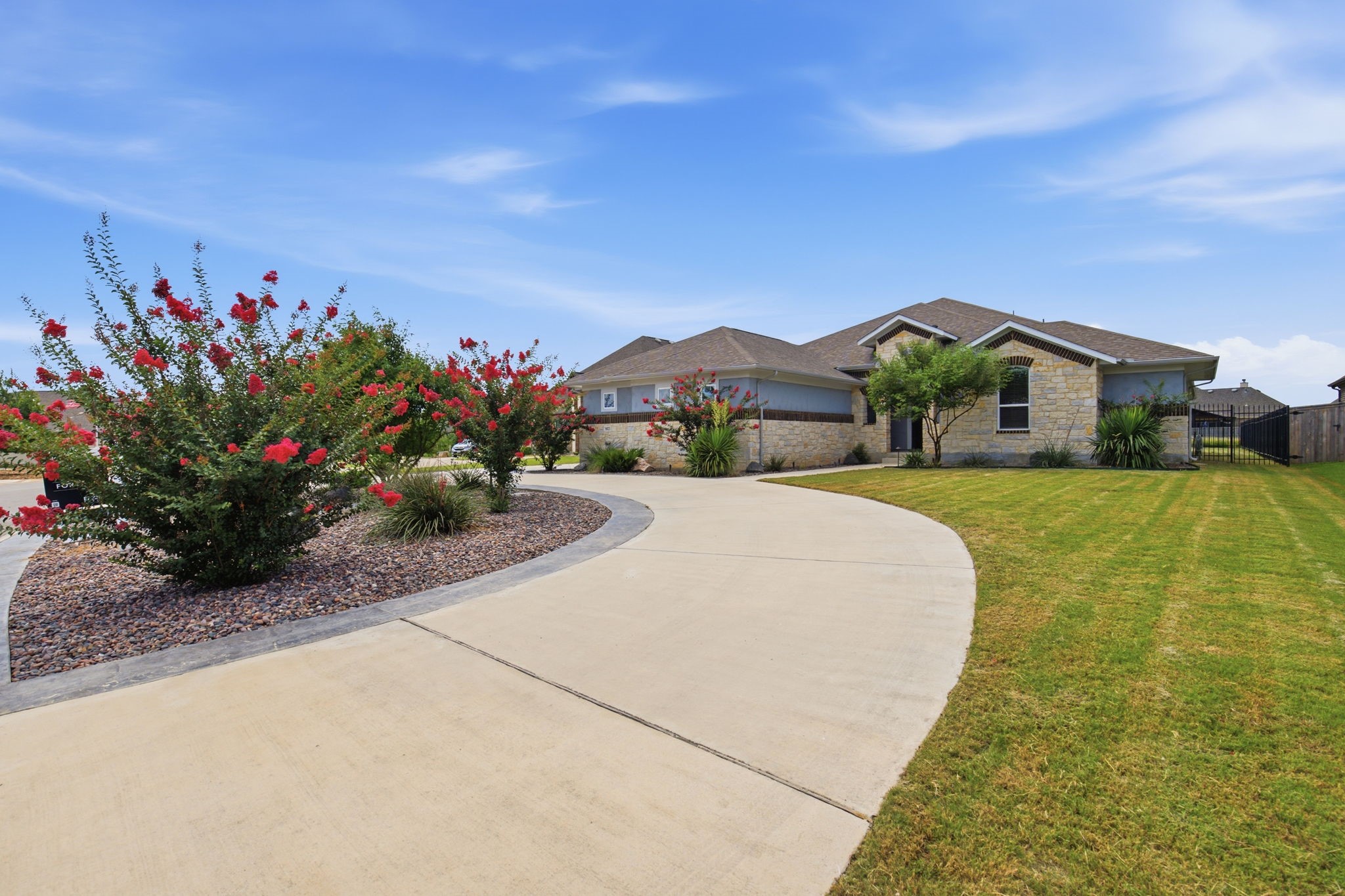 30523 Setterfeld Circle Property Photo 2