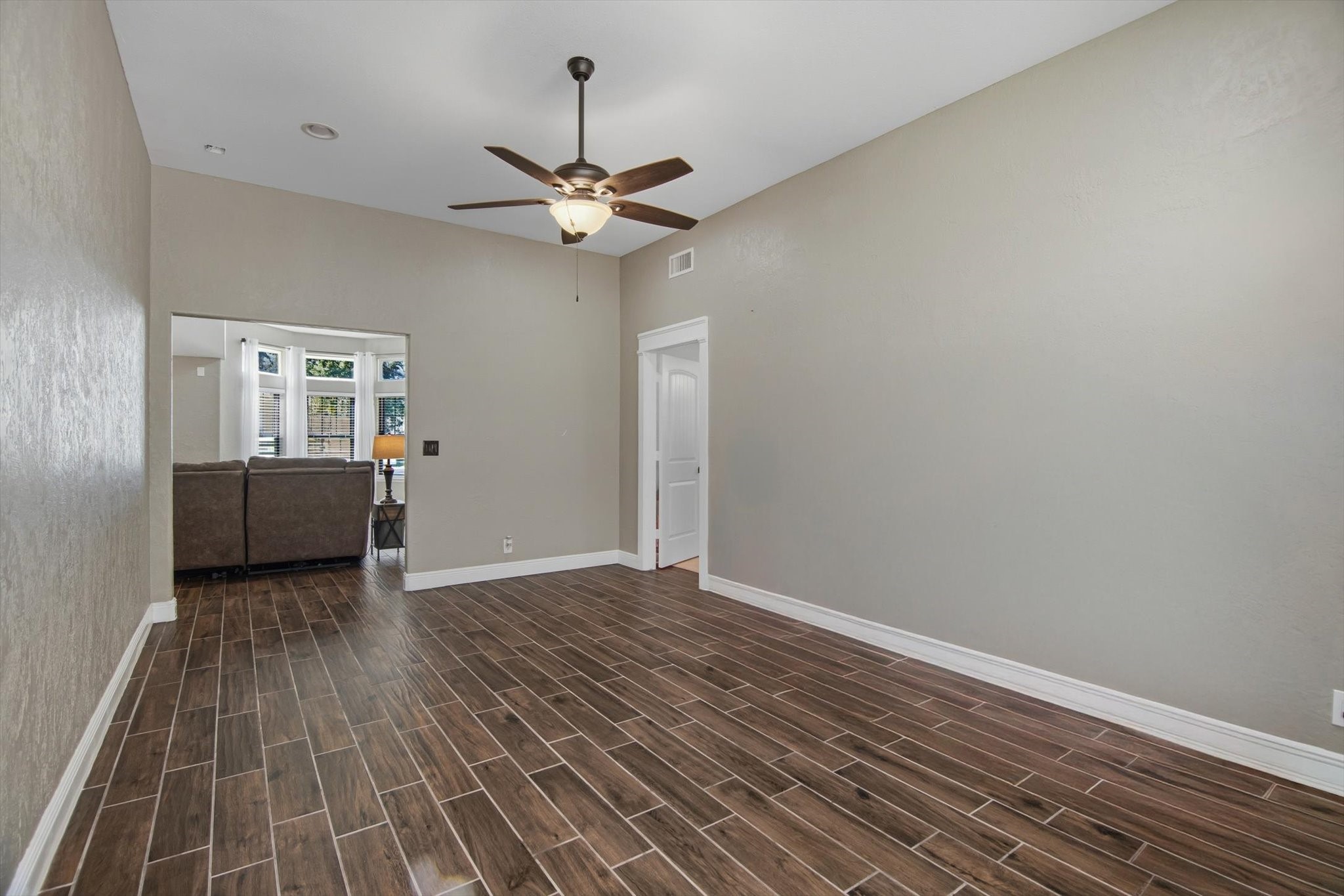 9711 Highway 150 Property Photo 27