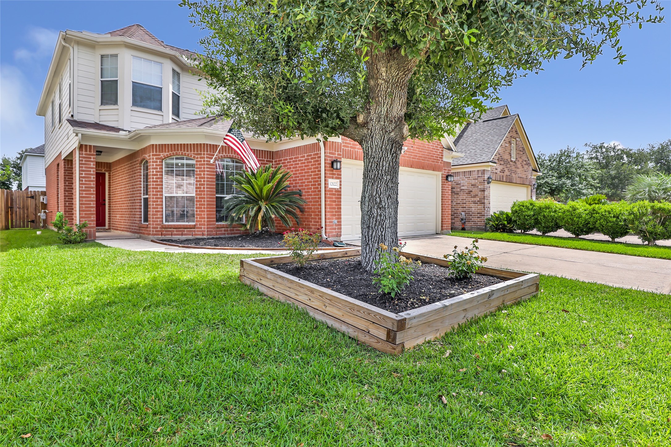 12122 Landsdown Ridge Way Property Photo 2