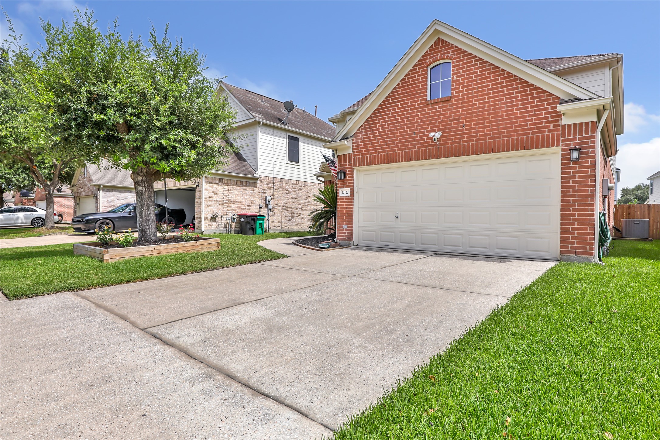 12122 Landsdown Ridge Way Property Photo 3