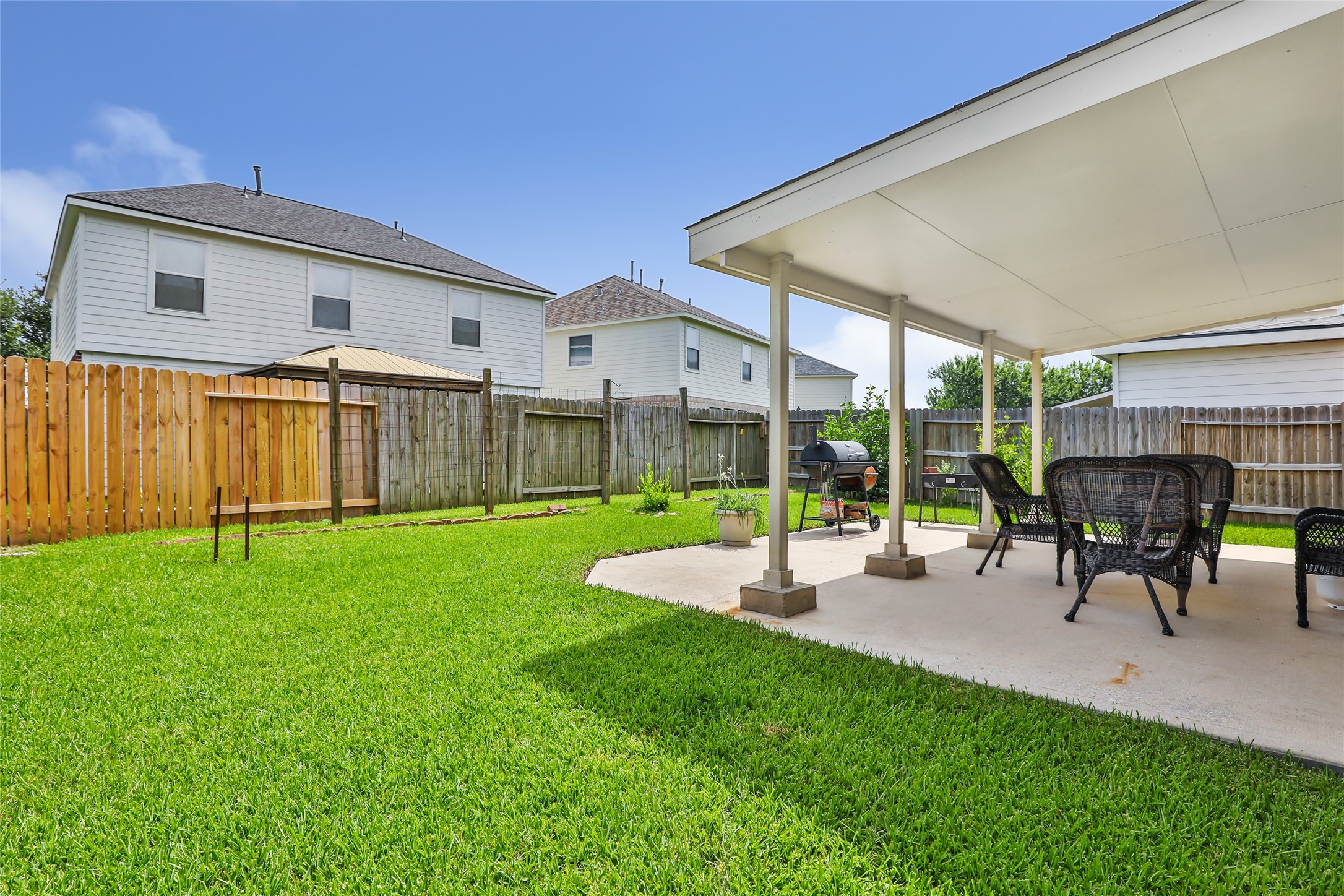 12122 Landsdown Ridge Way Property Photo 6