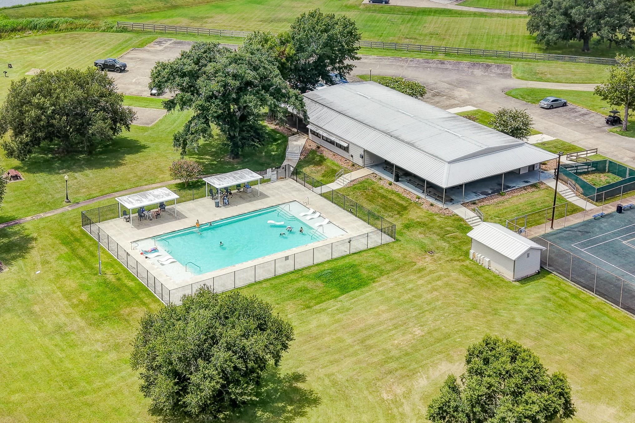 1720 Flintlock Court, Angleton Tx 77515 Property Photo 42