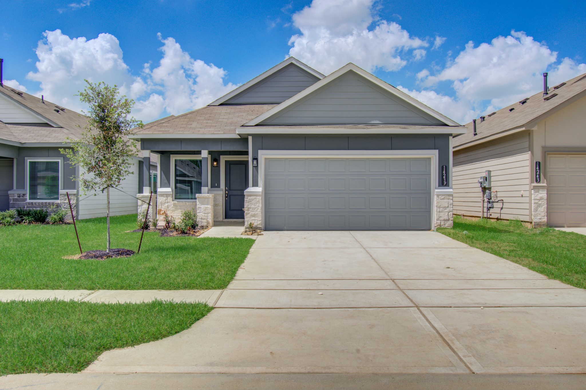 14239 Aston Pine Drive Property Photo 1